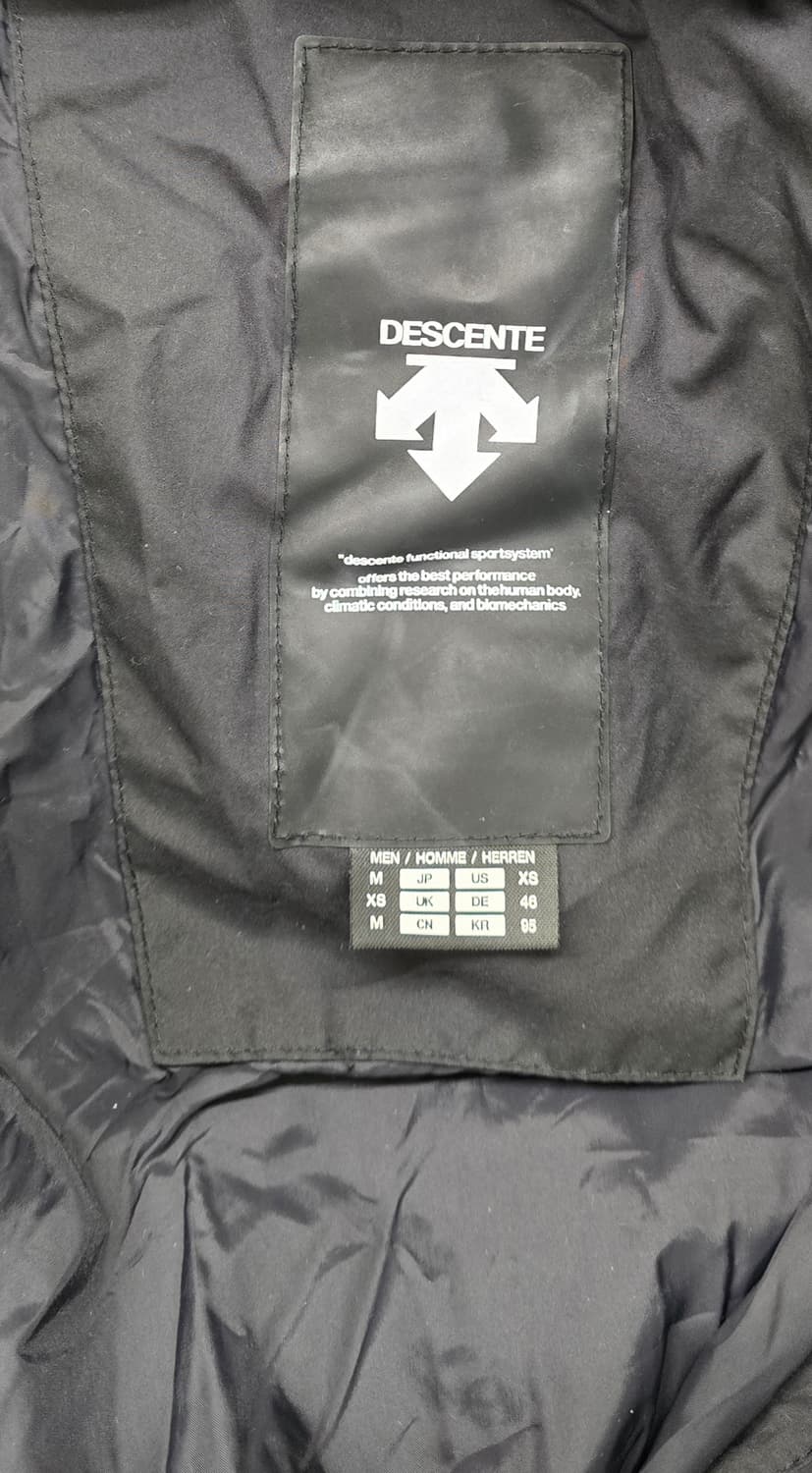 데상트 남자 덕다운 롱패딩.  싸이즈 95 상품이미지6