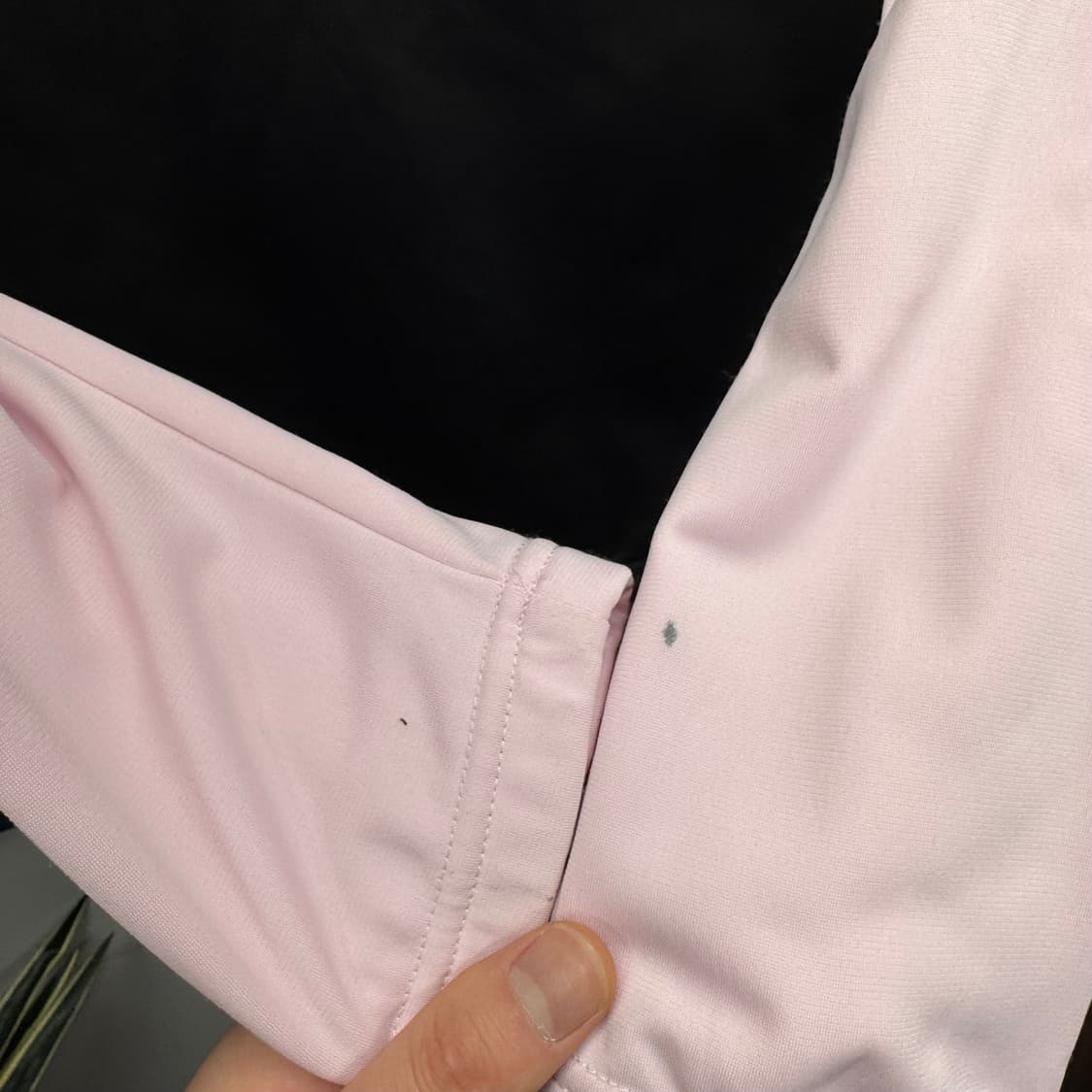 나이키 스포츠웨어 푸추라 트랙수트 전면 로고 포인트 블랙 핑크 상품이미지8