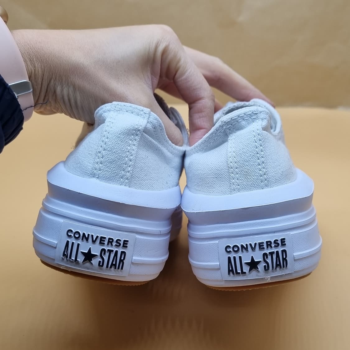 컨버스 올스타 무브 화이트 여성스니커즈235  상품이미지4