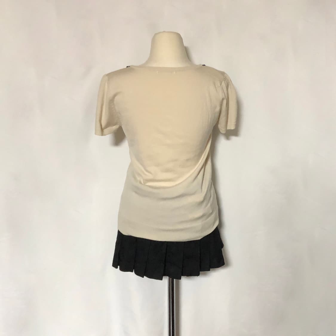 로걀 니트 탑  베이지 상품이미지6