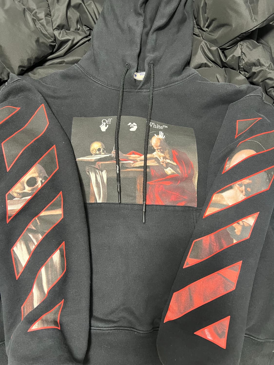 오프화이트 카라바조 후드티팝니다 상품이미지4