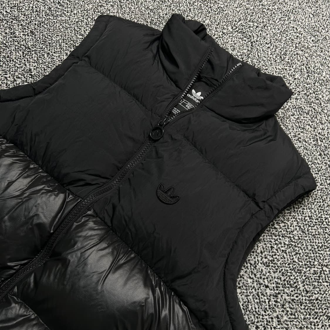 아디다스(ADIDAS)로고 패딩 덕다운 베스트 상품이미지2