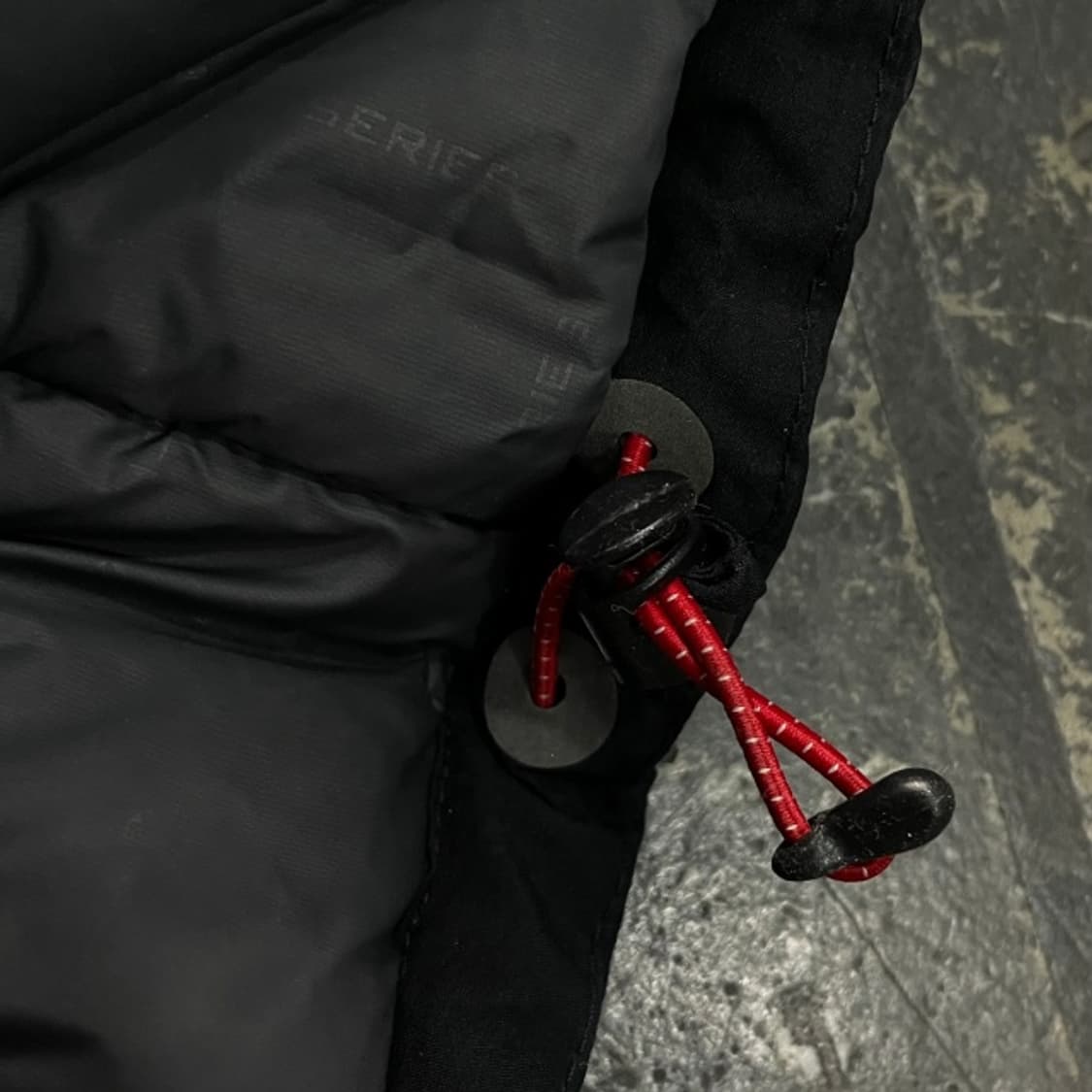 95 노스페이스 브이모션 경량패딩 상품이미지5