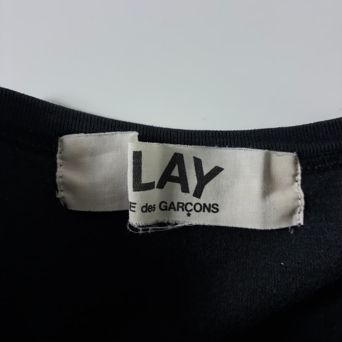 Comme des garsons  꼼데가르송 하트와펜 블랙 반팔티셔츠   상품이미지3
