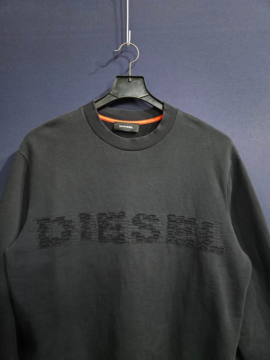 디젤 블랙컬러 남성 105 맨투맨  상품이미지7