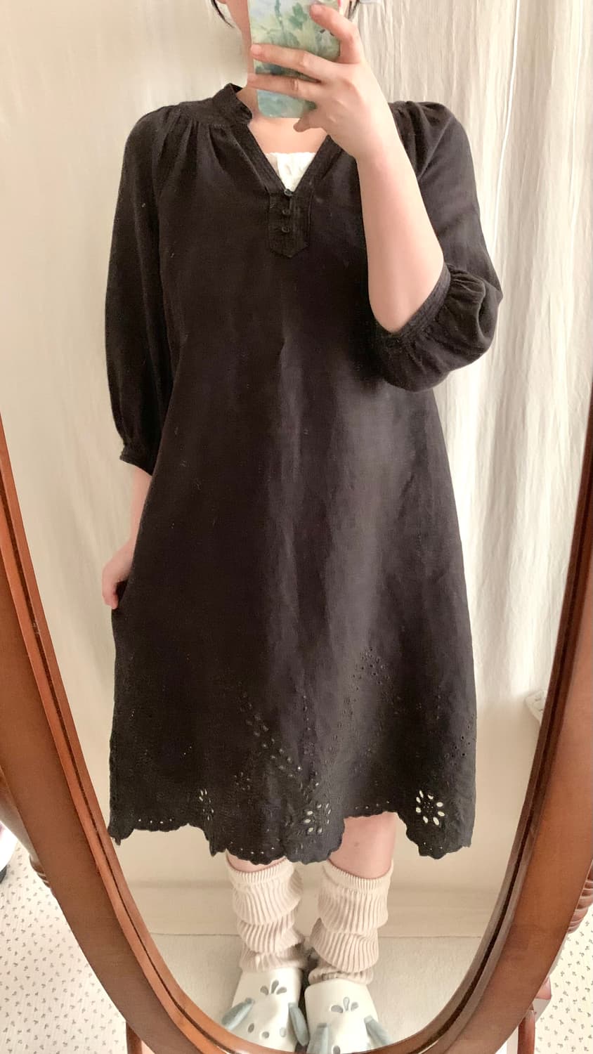 브라운 모리 펀칭 자수 원피스 상품이미지3