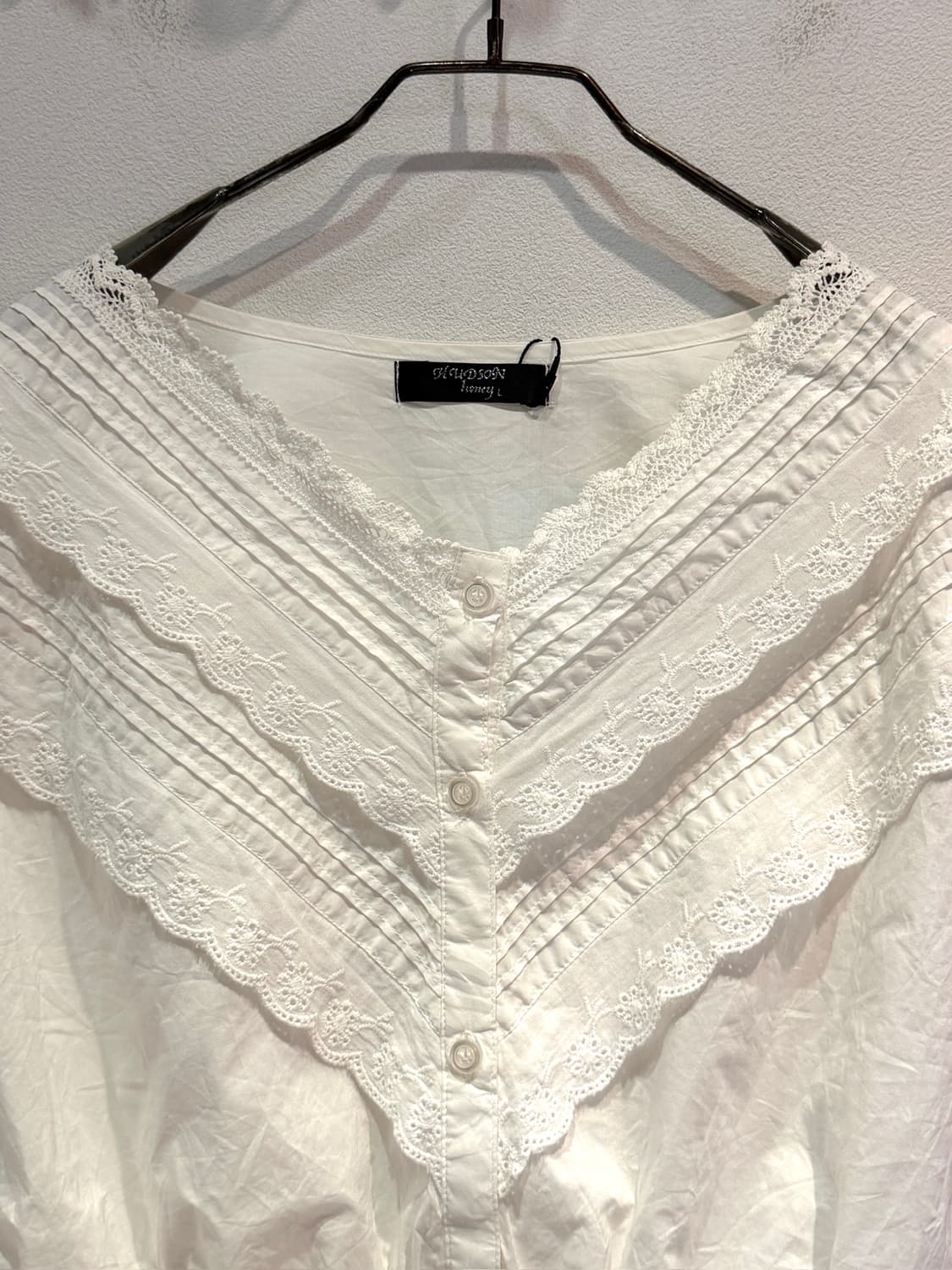 Hudson Honey White Blouse 상품이미지3