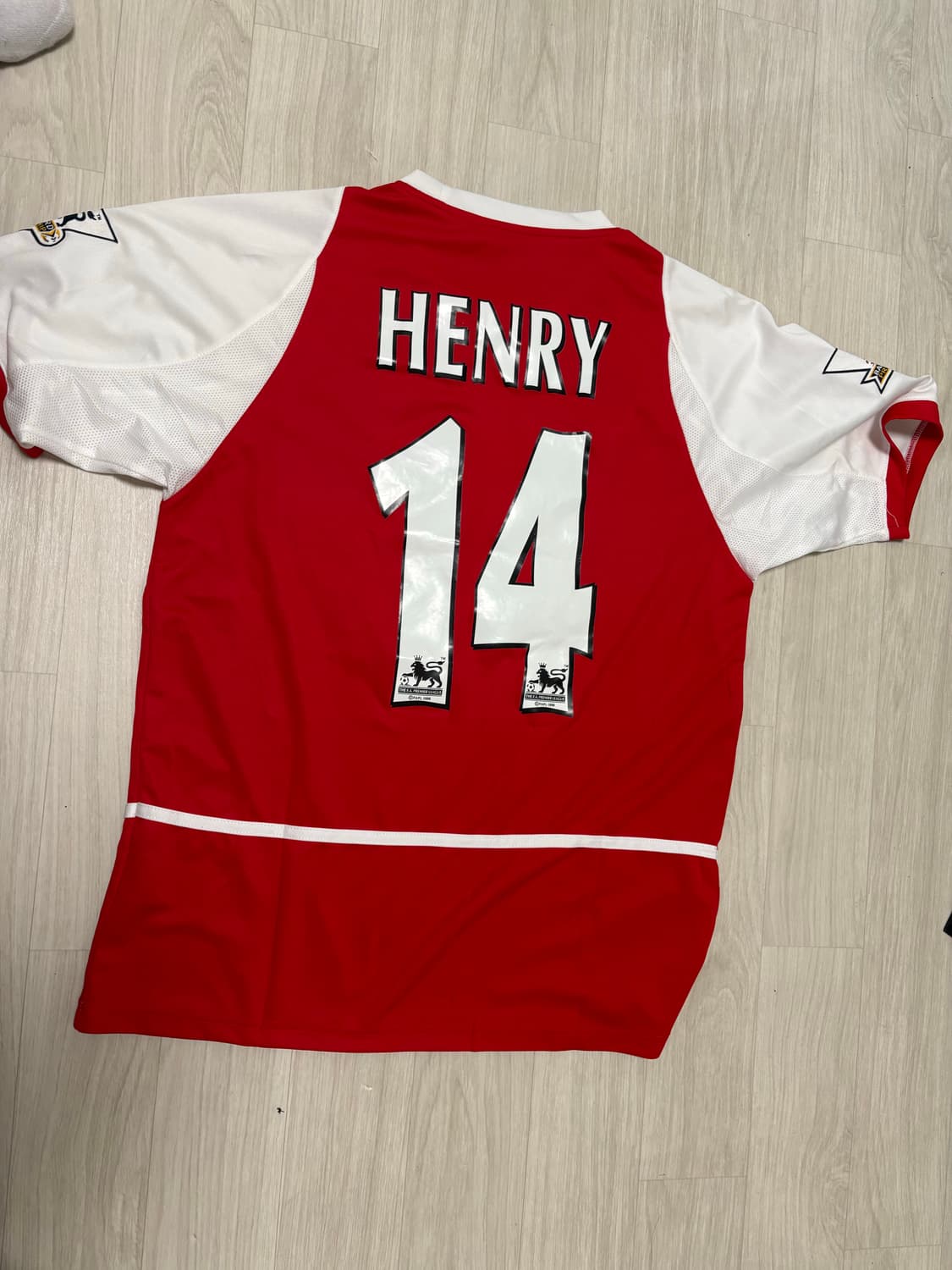 04-05아스날 홈 유니폼 L 상품이미지2