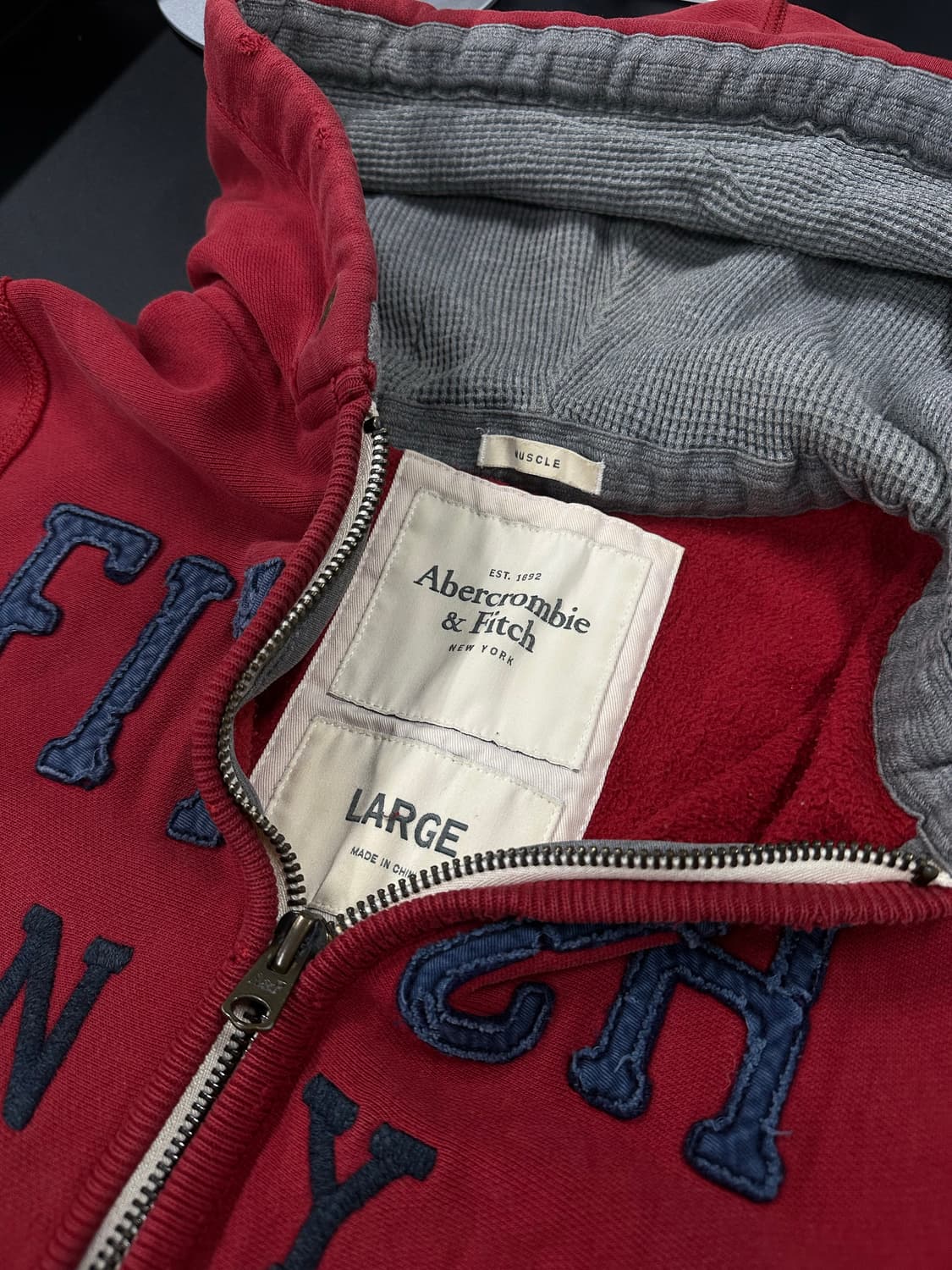 아베크롬비 오버핏 레드 후드 집업 상품이미지4