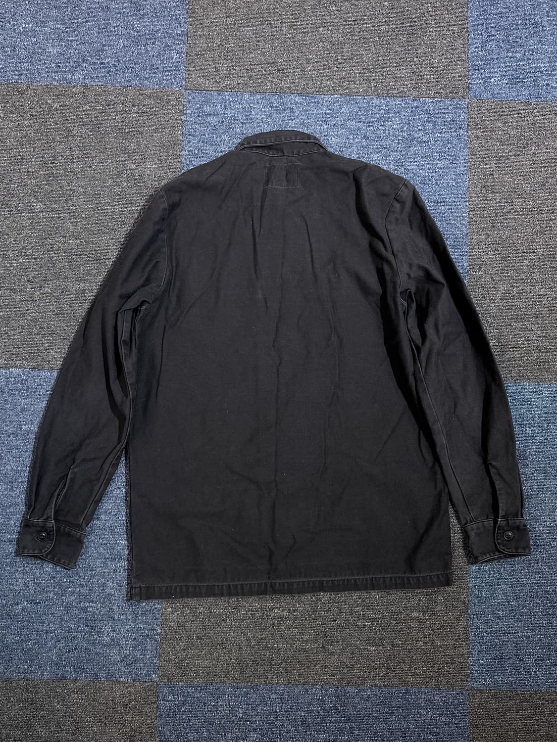 칼하트 wip 블랙셔츠 상품이미지2