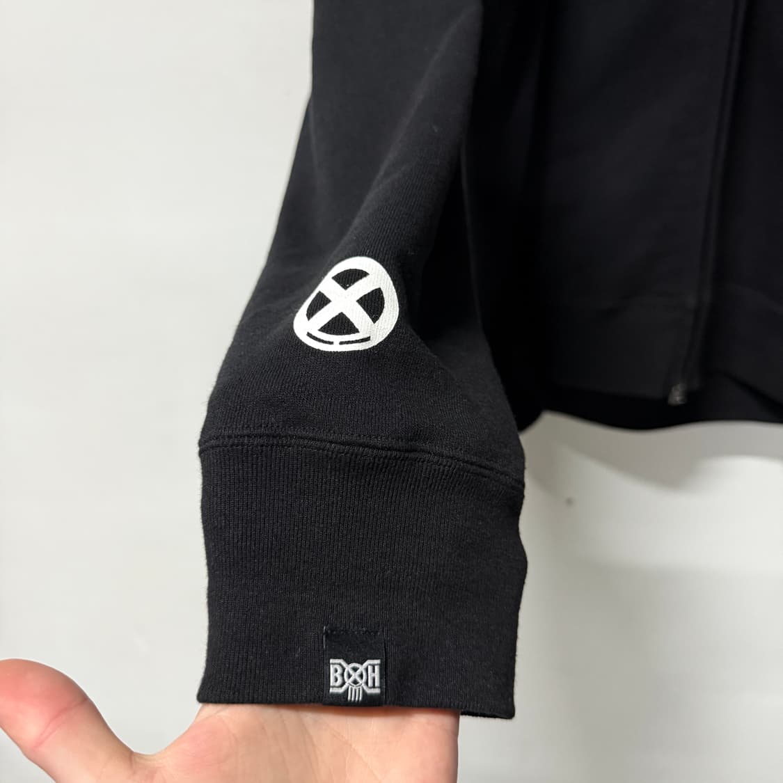 베이프 x 바운티헌터 매드샤크 풀 집업 후디 풀 구성 상품이미지4