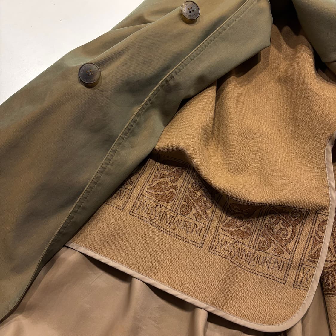 [100] 93s 입생로랑 뿌르 옴므 카키색 트렌치코트 C971 상품이미지8