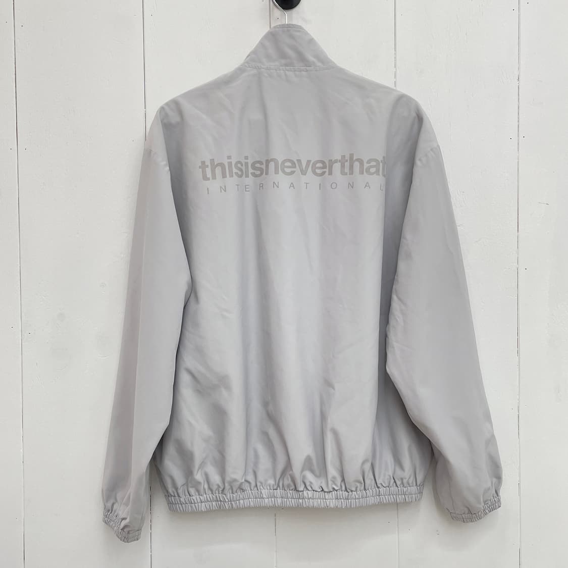 디스이즈네버댓 스탠드넥 로고 집업 바람막이 자켓 상품이미지7