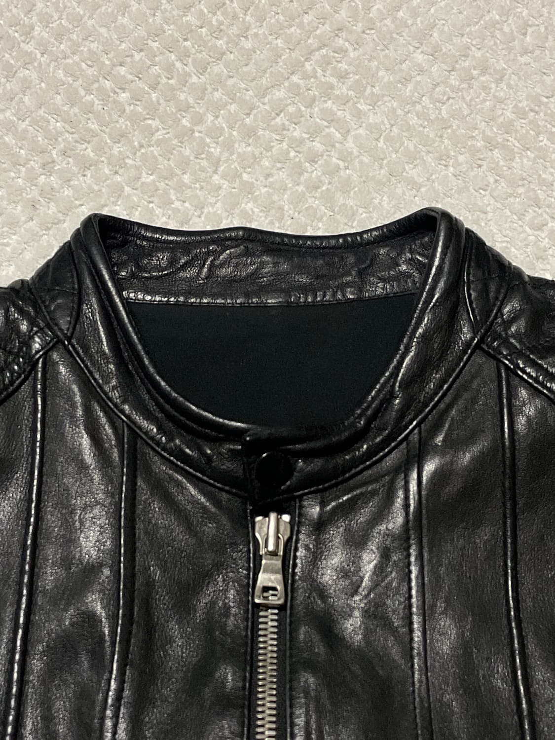 광희시장 웨스턴 무드 램스킨 양가죽 바이커 절개 레더 자켓 상품이미지4