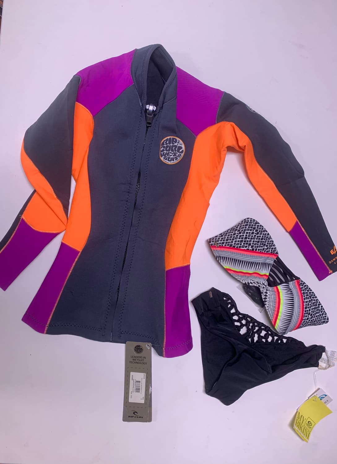 립컬 여성 웻슈트 새상품 + 비키니 세트 상품이미지1