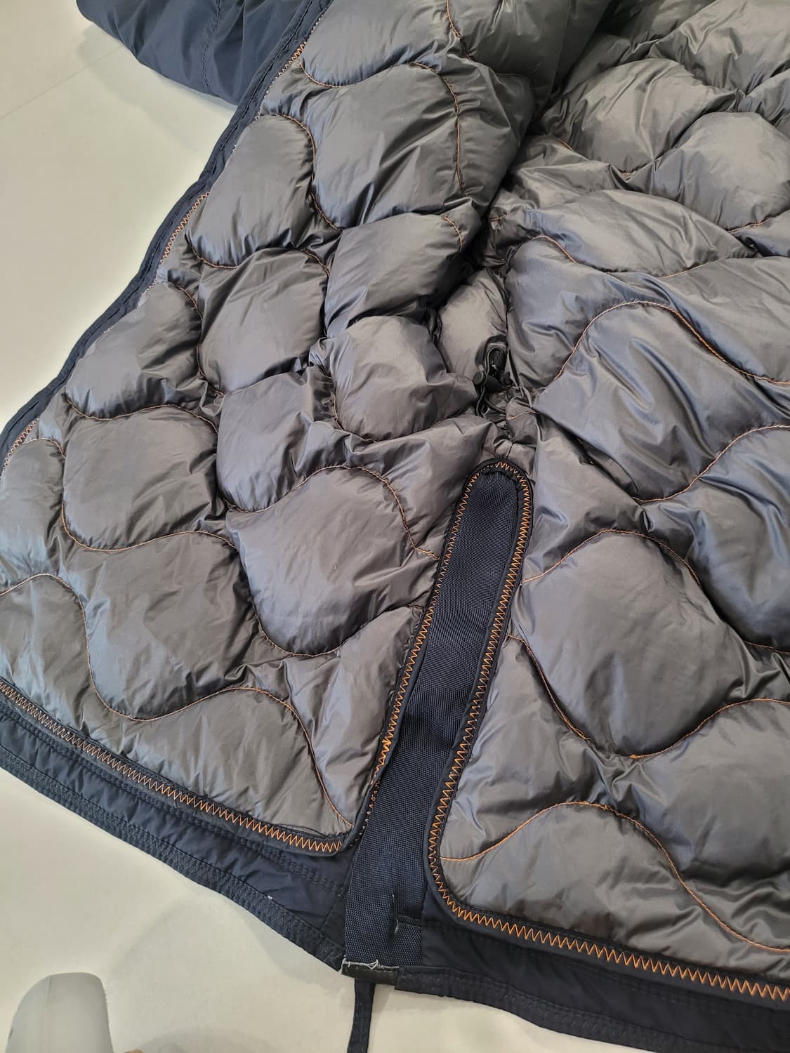 XL 파라점퍼스 라이트핸드 라이트 패딩  상품이미지6