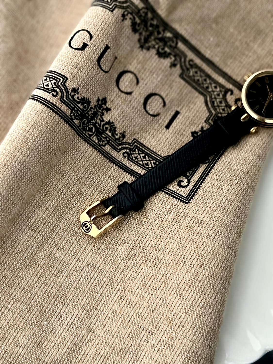 구찌 쉐리 블랙 다이얼 여성 시계   상품이미지6