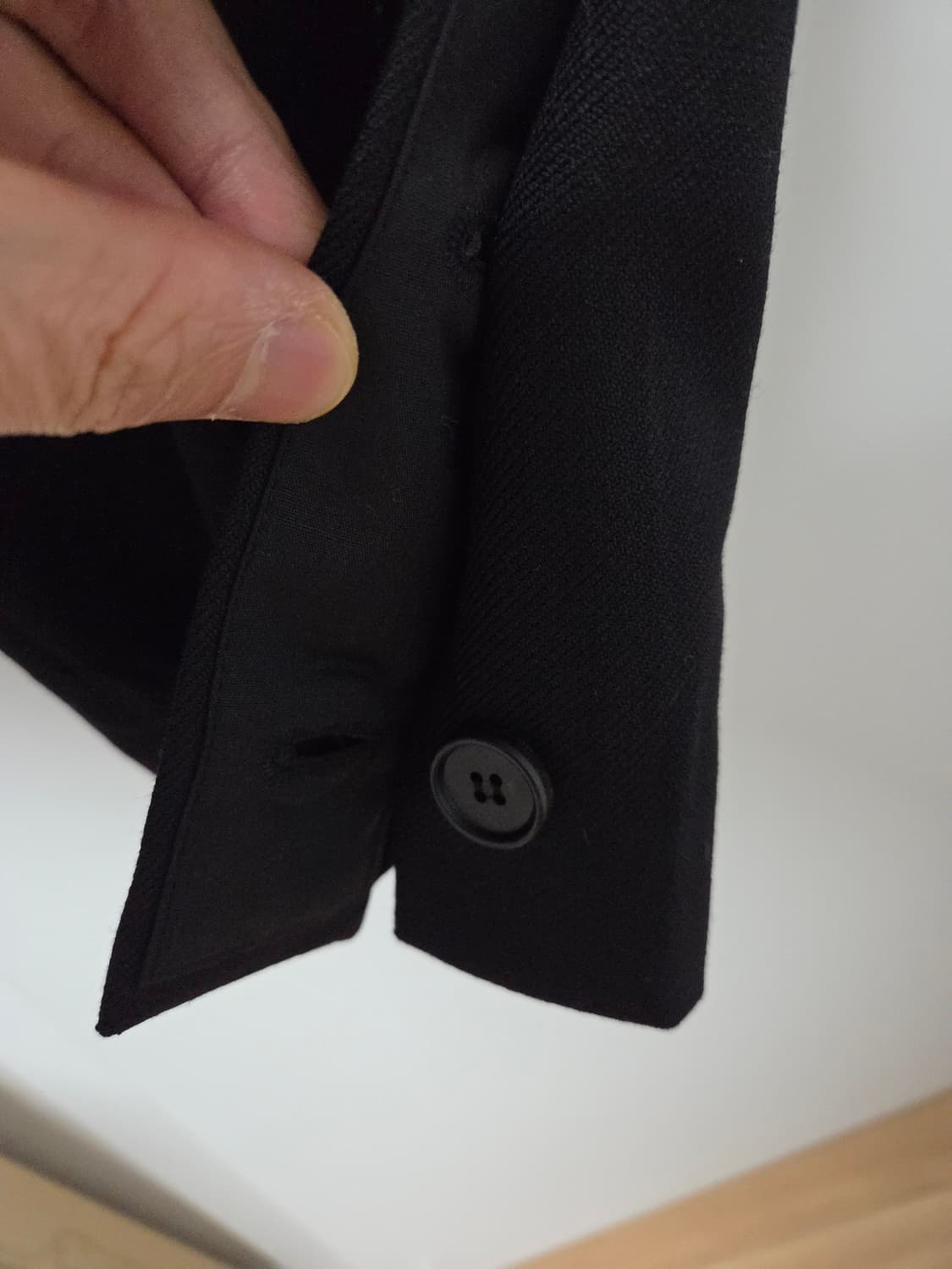 [새상품] 솔리드옴므 밑단 절개 울 슬랙스 48 상품이미지3