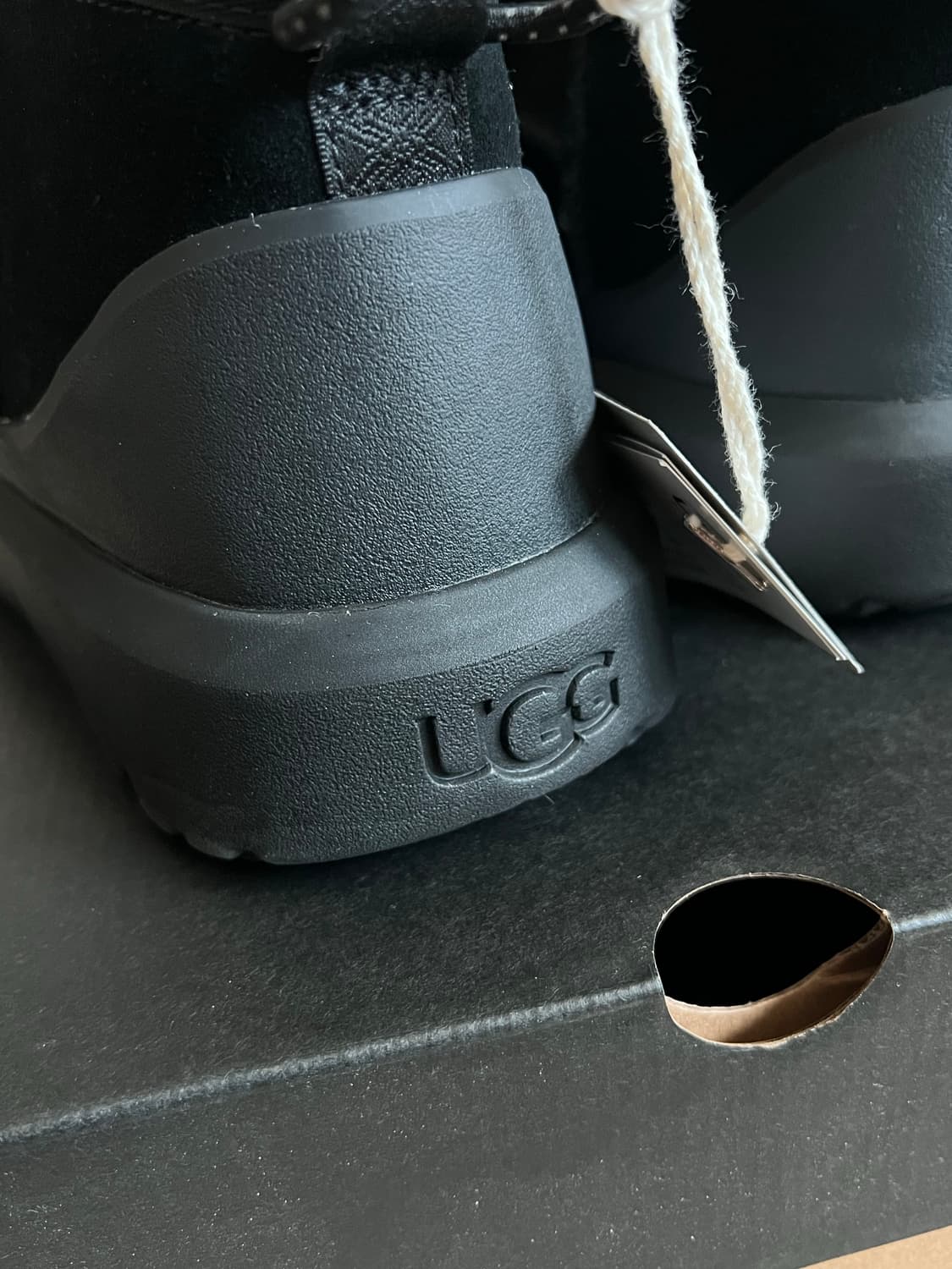 UGG 어그 클래식 스웨이드 방수 부츠 280 상품이미지3