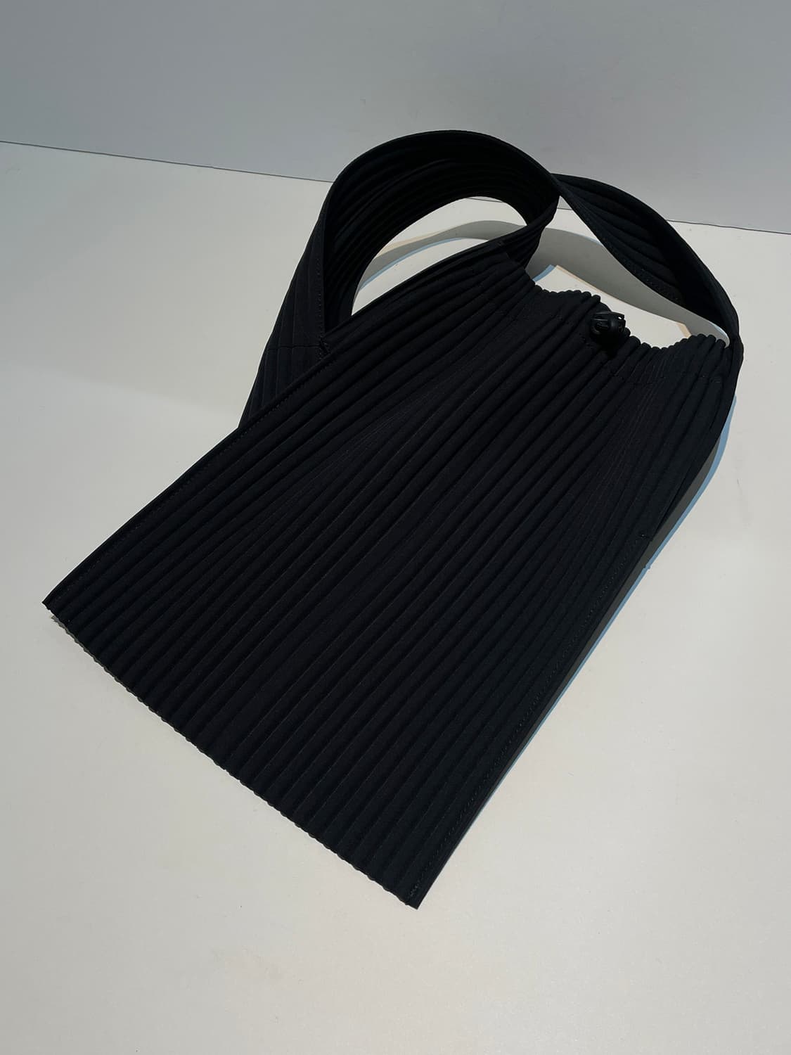 플리츠플리츠 이세이미야케 크로스백 A1552 상품이미지1