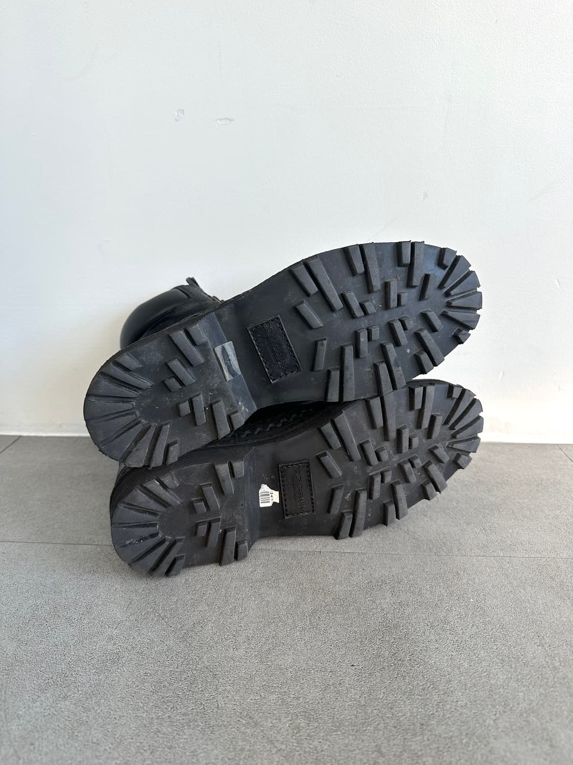 돌체앤가바나 디스트로이드 컴뱃 부츠 상품이미지8