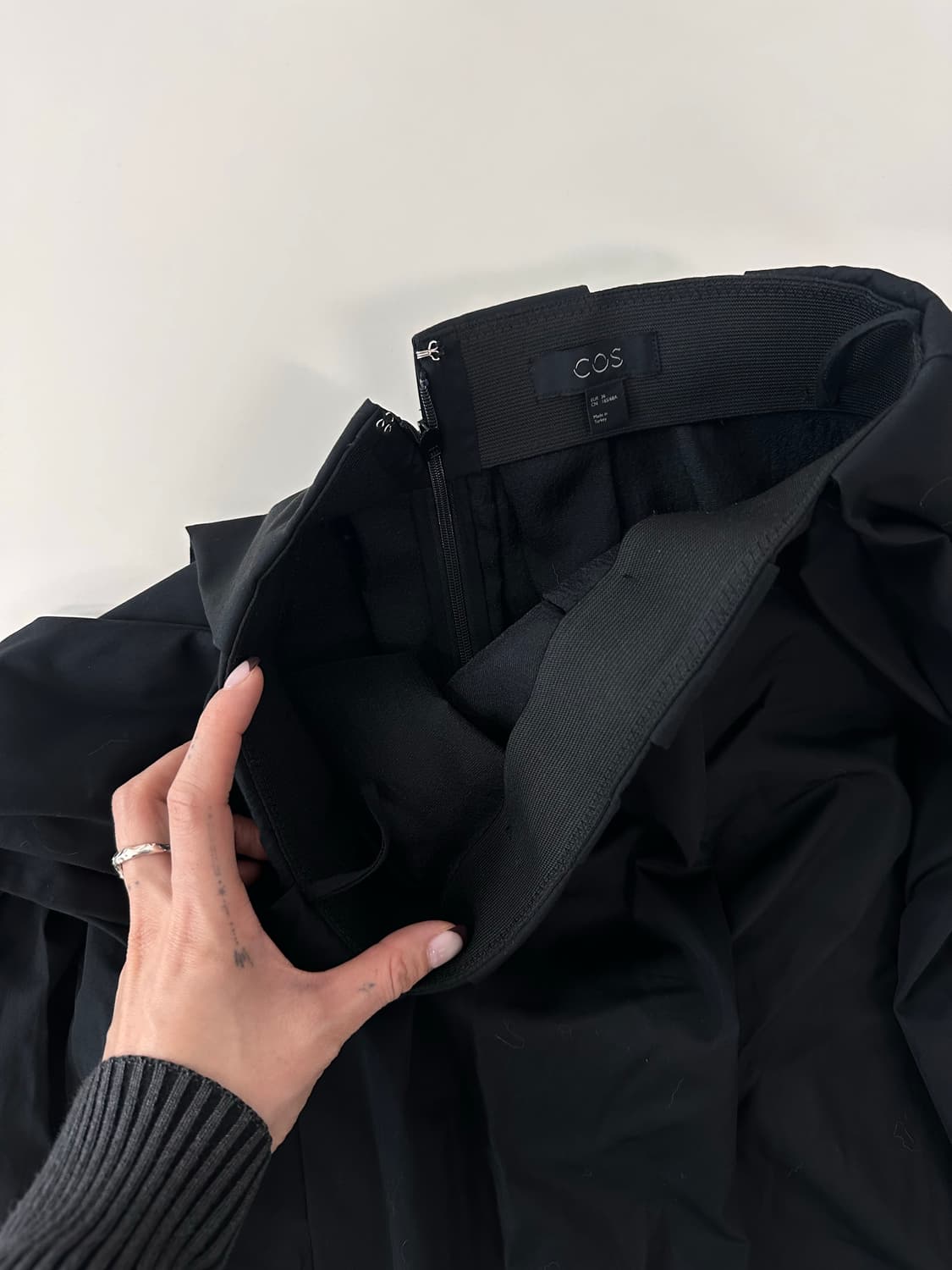 Cos 미디 볼륨 스커트 상품이미지3