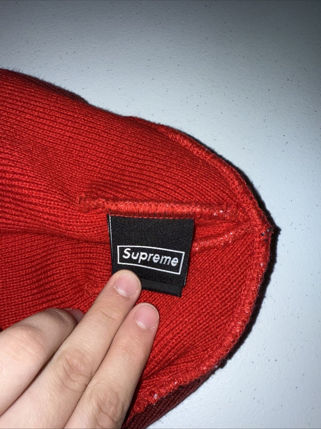 22FW 슈프림 X 뉴에라 스플릿 비니 레드 상품이미지4