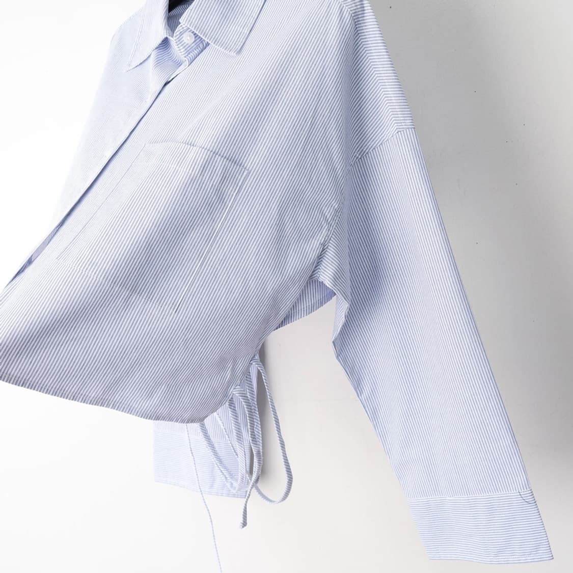 55/에잇세컨즈 스트라이프 백 리본 크롭셔츠 상품이미지6