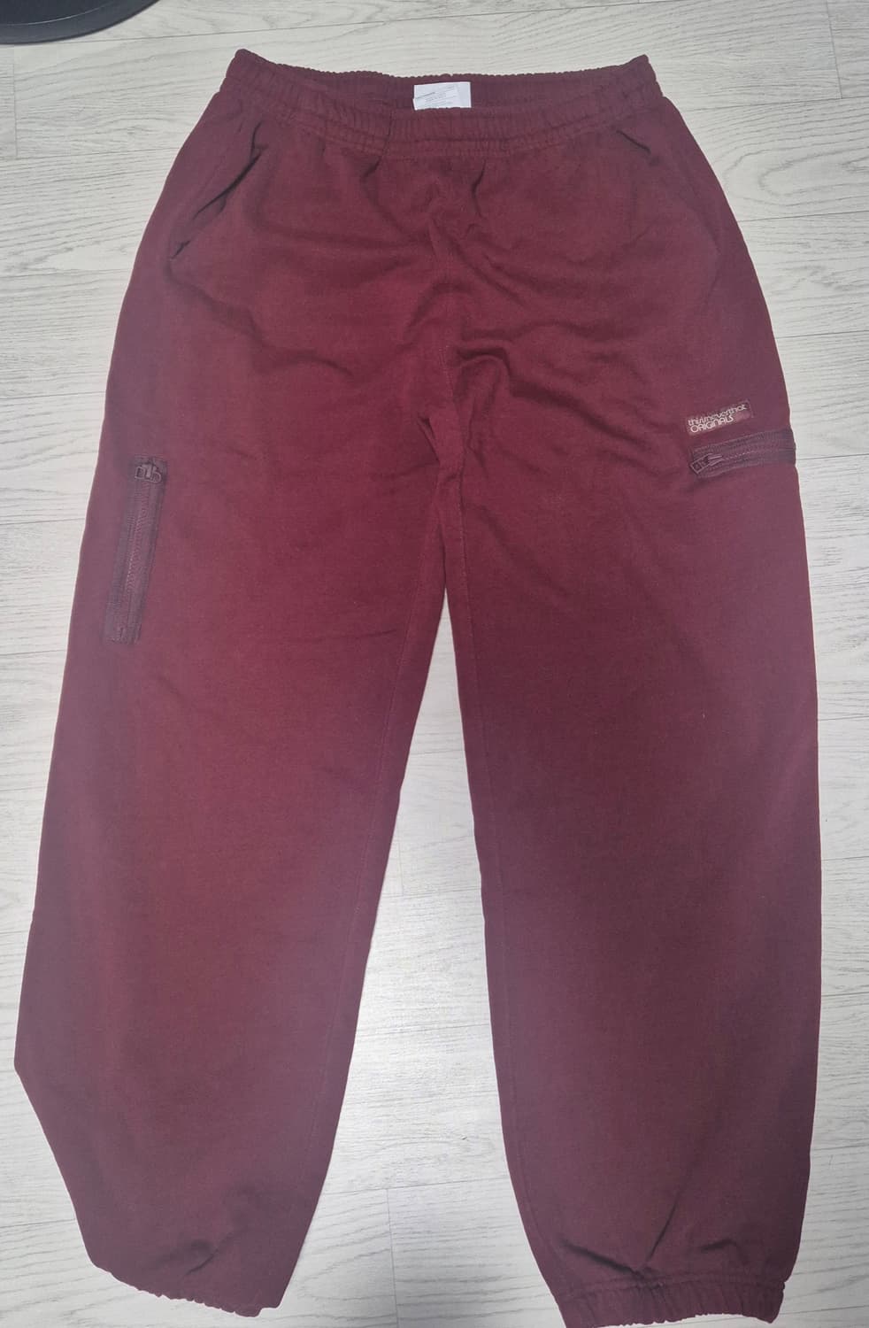 디스이즈네버댓 버건디 스웻팬츠 XL 판매 상품이미지2