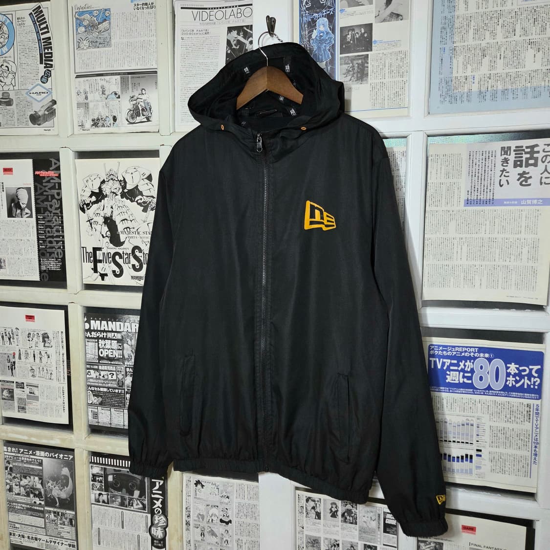 뉴에라 오버핏 바람막이 후드집업 상품이미지2