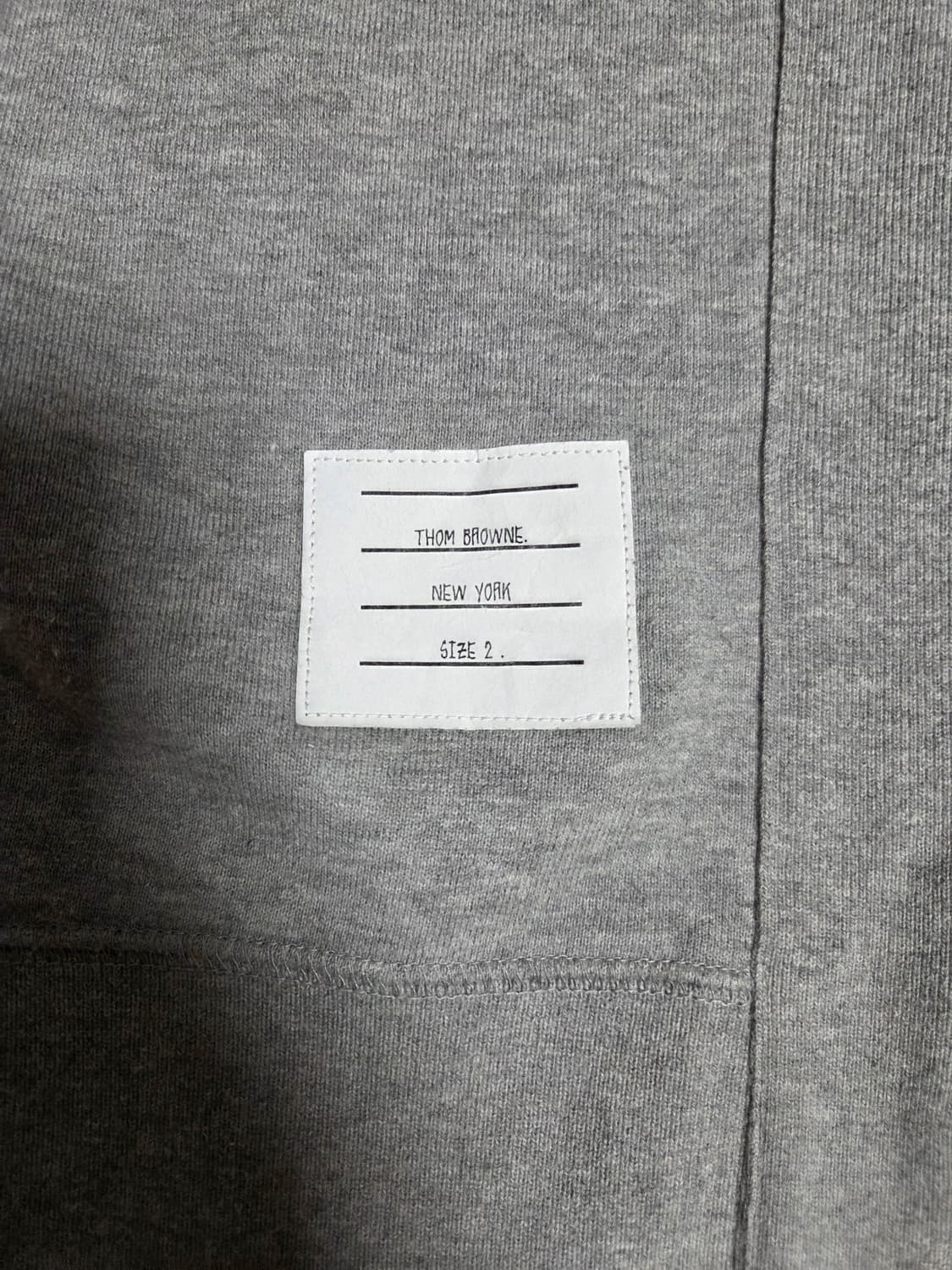 톰브라운 그레이 사선 스웻셔츠 상품이미지2