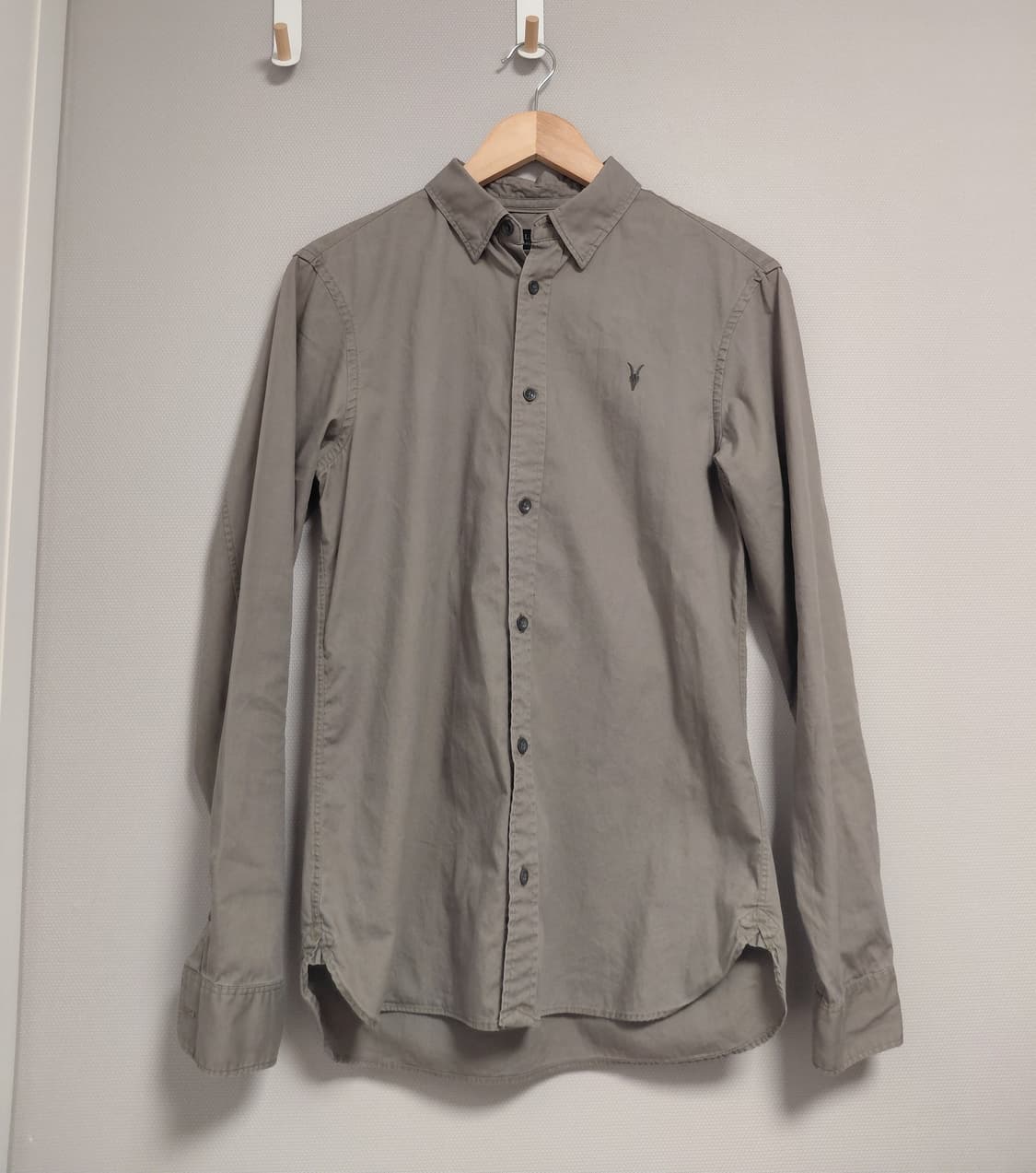 올세인츠 y2k무드 버튼다운 슬림 셔츠 상품이미지1