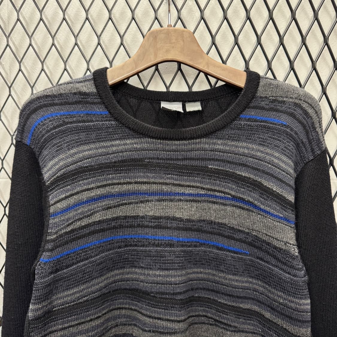 아르마니 익스체인지 니트 스트라이프 패턴 멀티컬러 울 블랙 상품이미지3