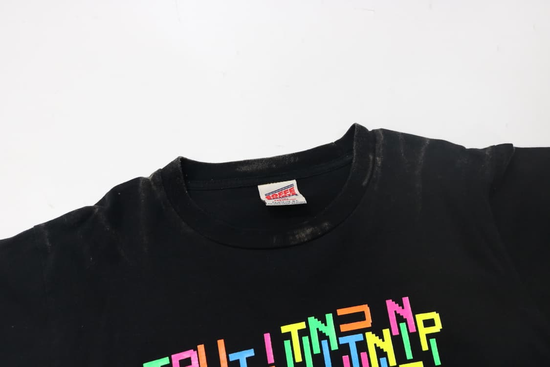SOFFE 90s 빈티지 네온 픽셀 그래픽 블랙 티셔츠 L 상품이미지5