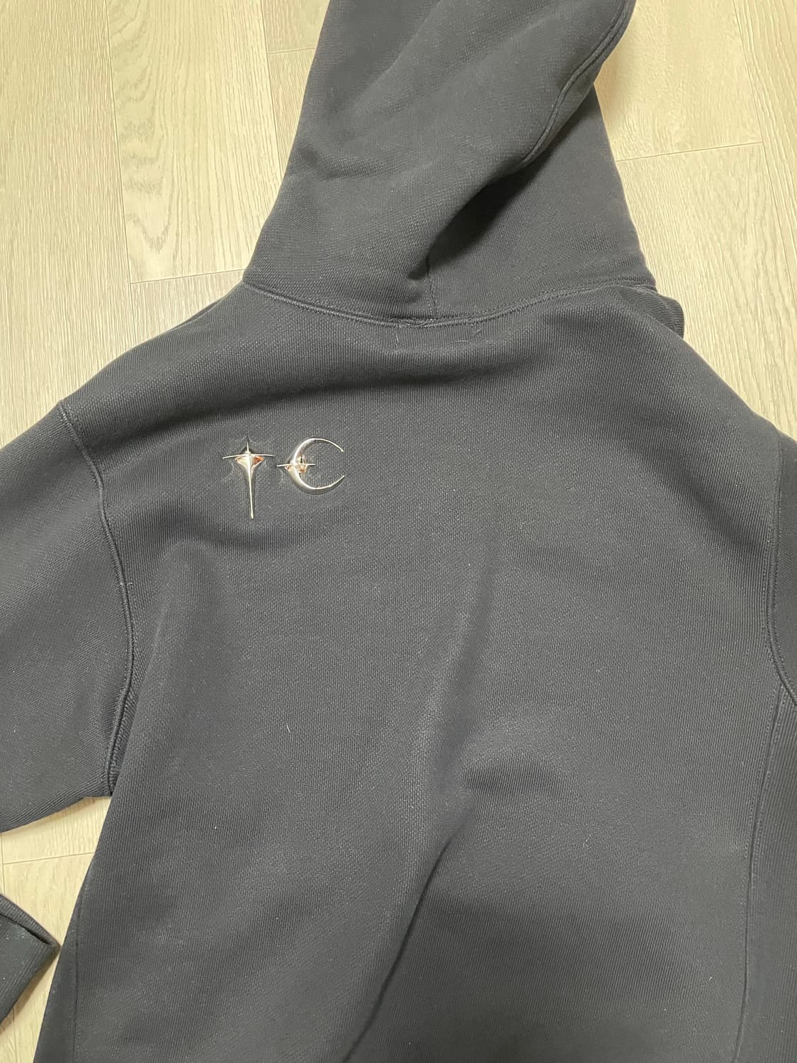 떠그클럽 아머 후드티 2 상품이미지3