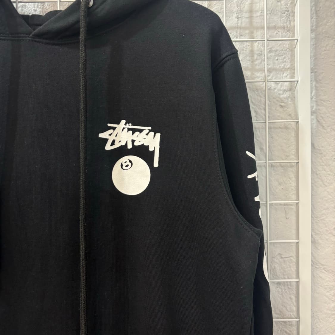스투시 X BEEN TRILL 8볼 월드투어 블랙 후드티 M 상품이미지3