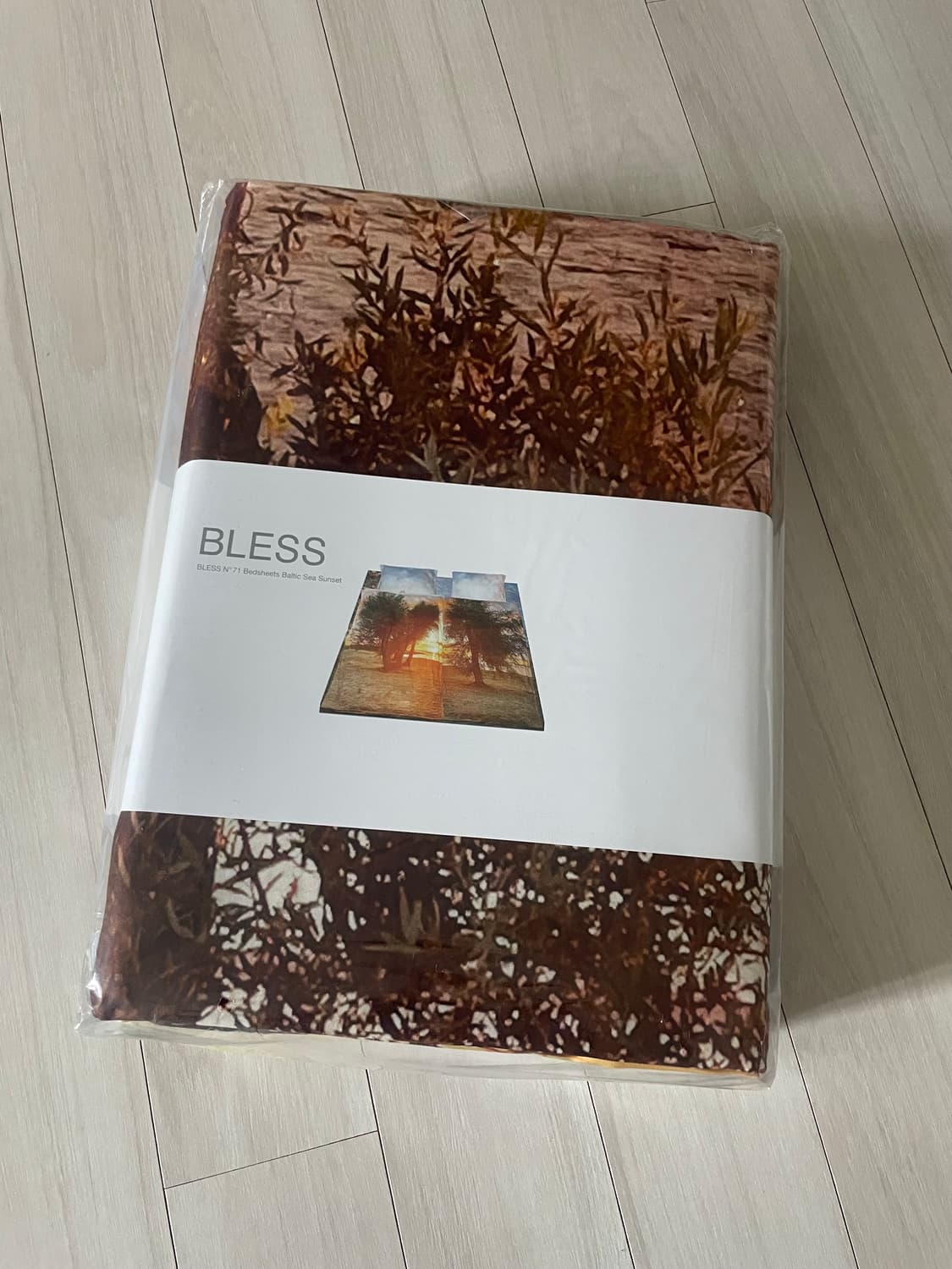 Bless 블레스 Nº71  Baltic Sea Sunset 배드 시트 상품이미지1