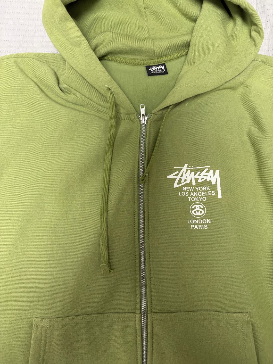 스투시 월드투어 후드집업 모스 2023 상품이미지1