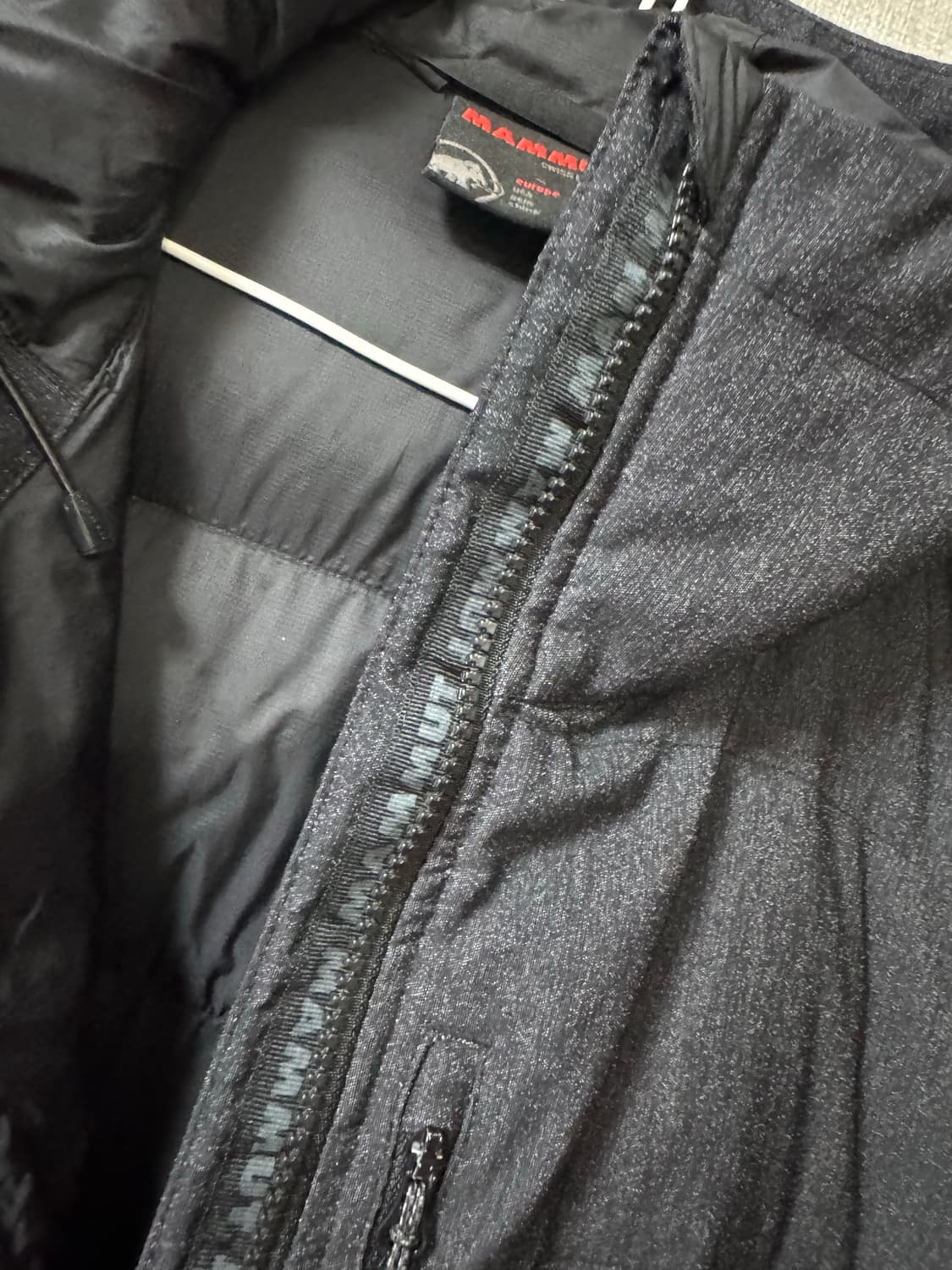 마무트다운패딩100(정품) 상품이미지4