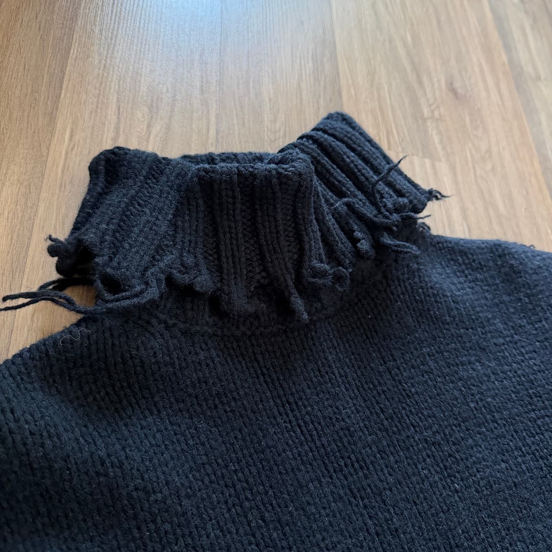 [PERVERZE] crash turtle sleeveless knit 상품이미지2