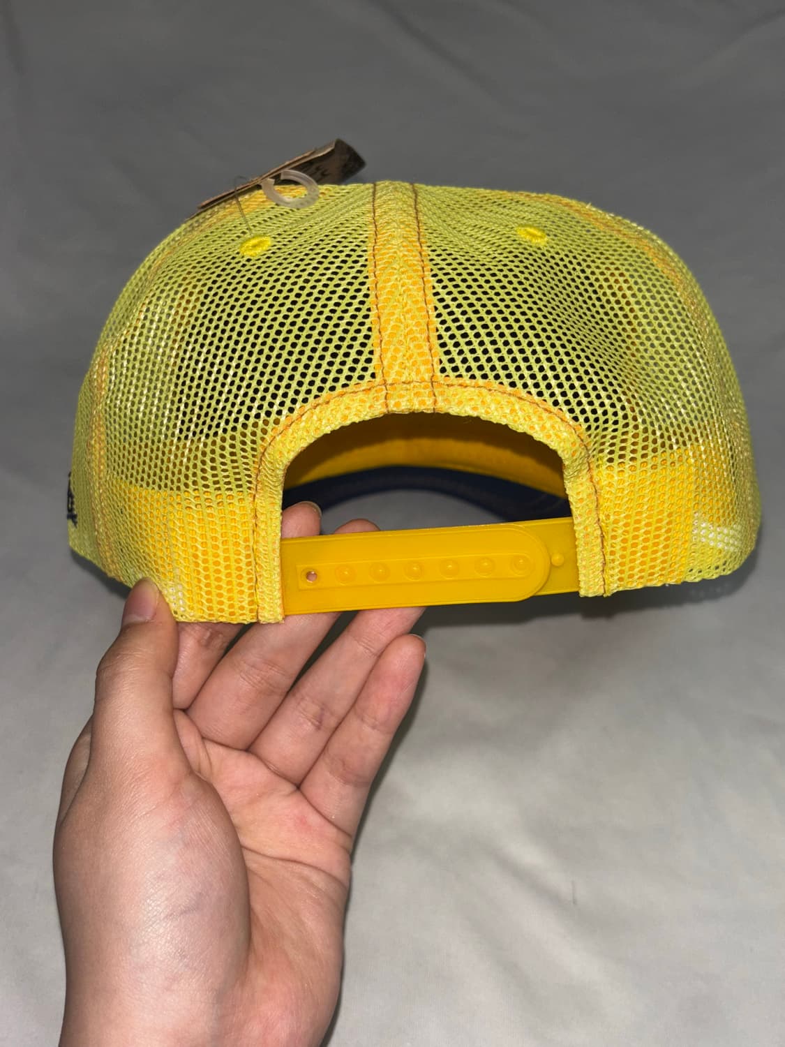 Von dutch yellow navy mesh hat 상품이미지4