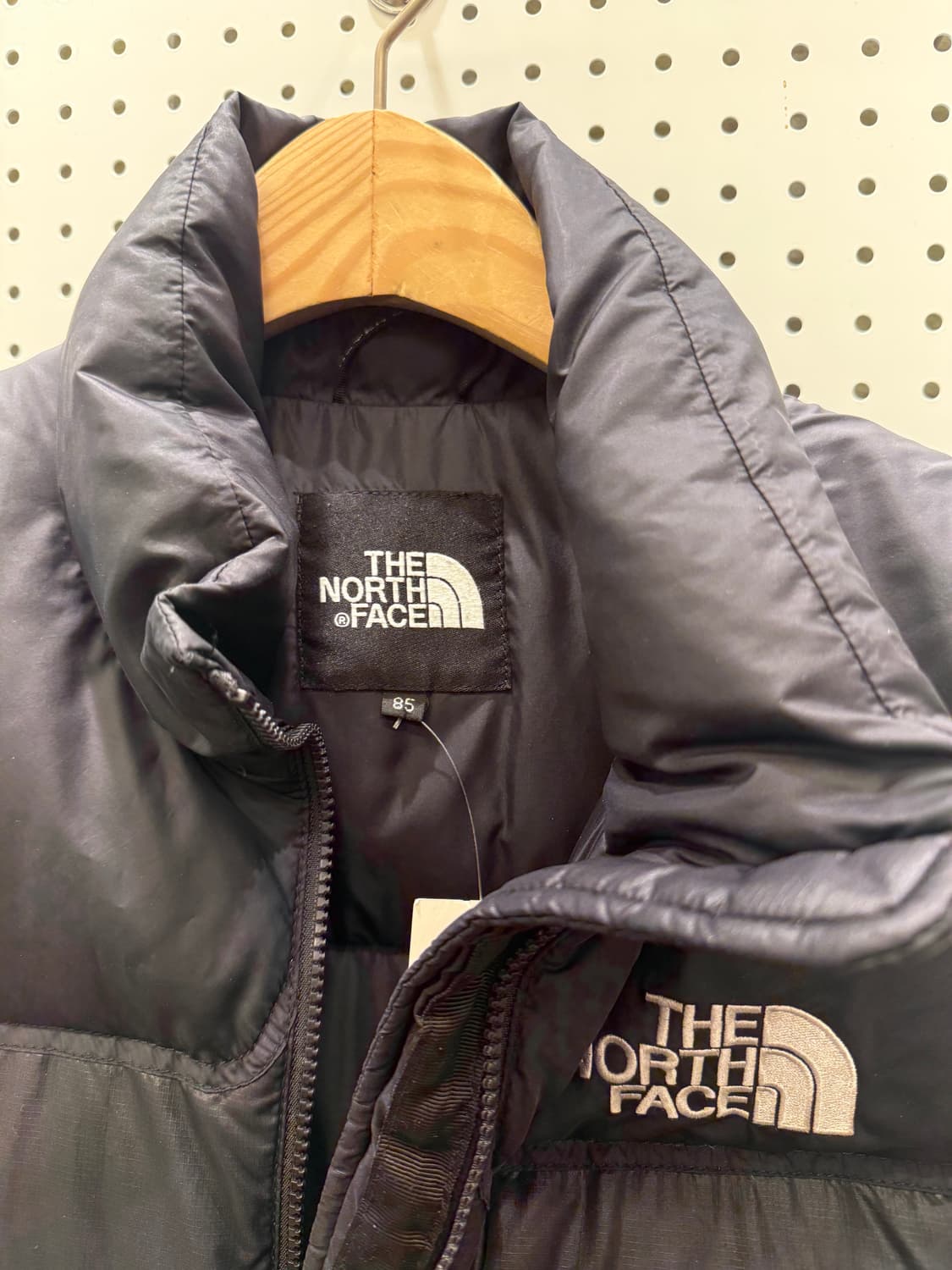 노스페이스 레트로 눕시 블랙 푸퍼 다운 베스트 U113 상품이미지4