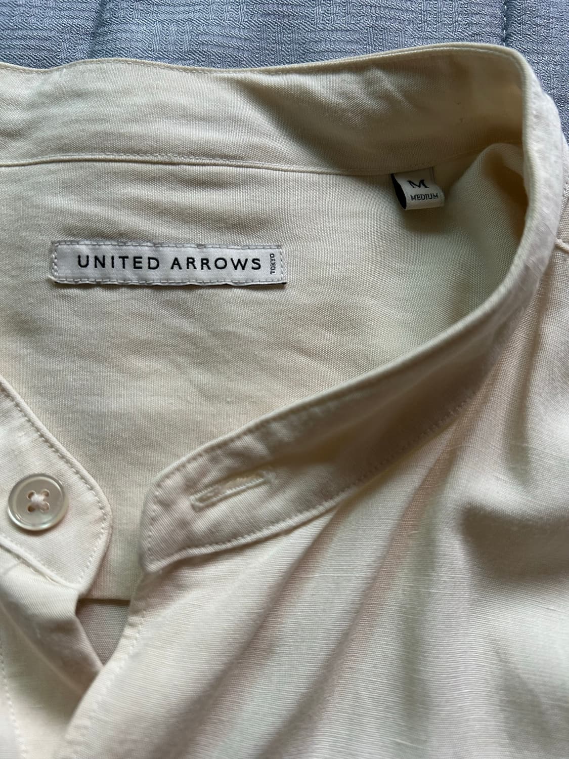 United arrows 레이온 마 혼방 라운드 컬러 셔츠 상품이미지2