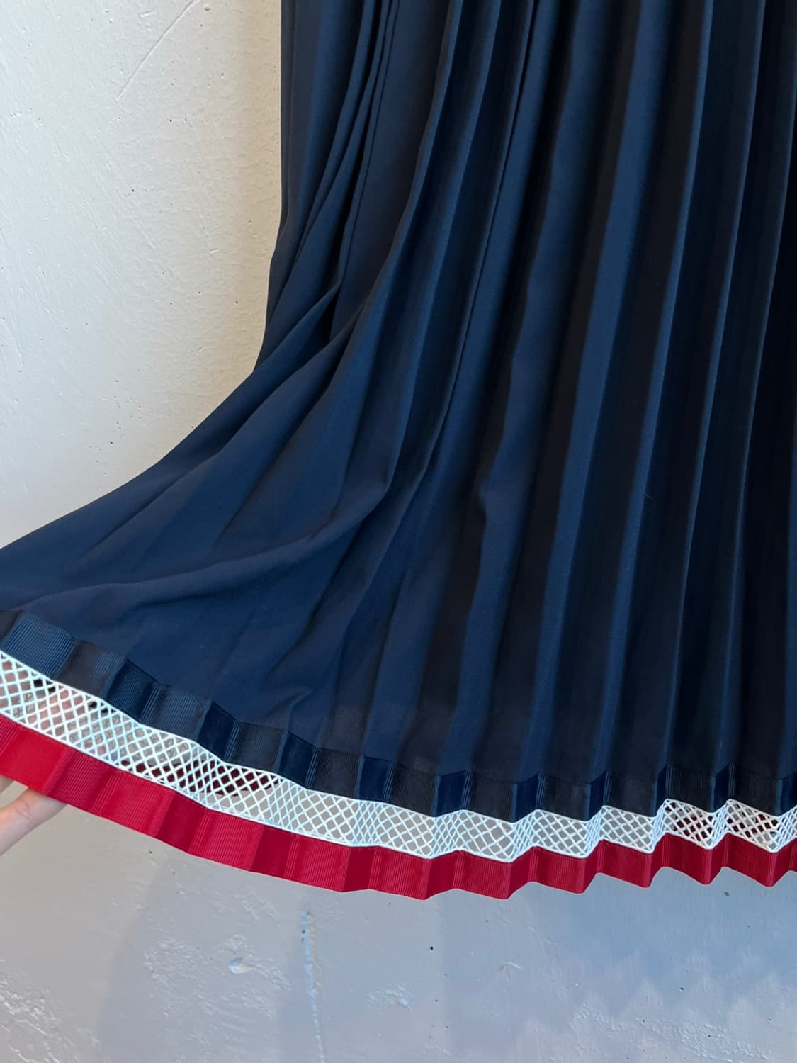 타미힐피거 플리츠 스커트 치마 네이비 상품이미지2