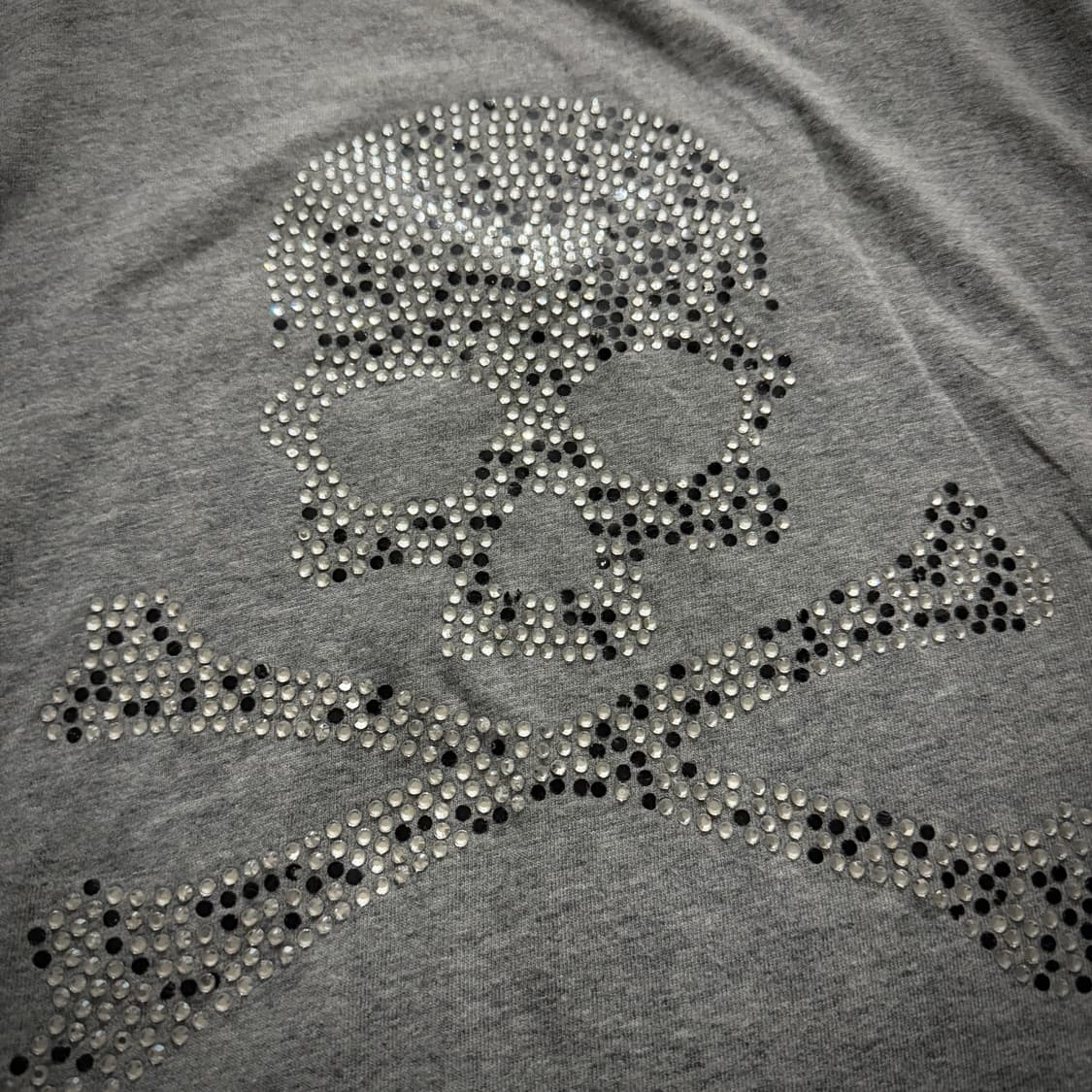 Skull stud long sleeve 상품이미지4