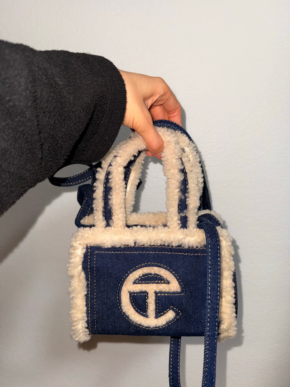 텔파 어그 스몰 쇼핑백 상품이미지2