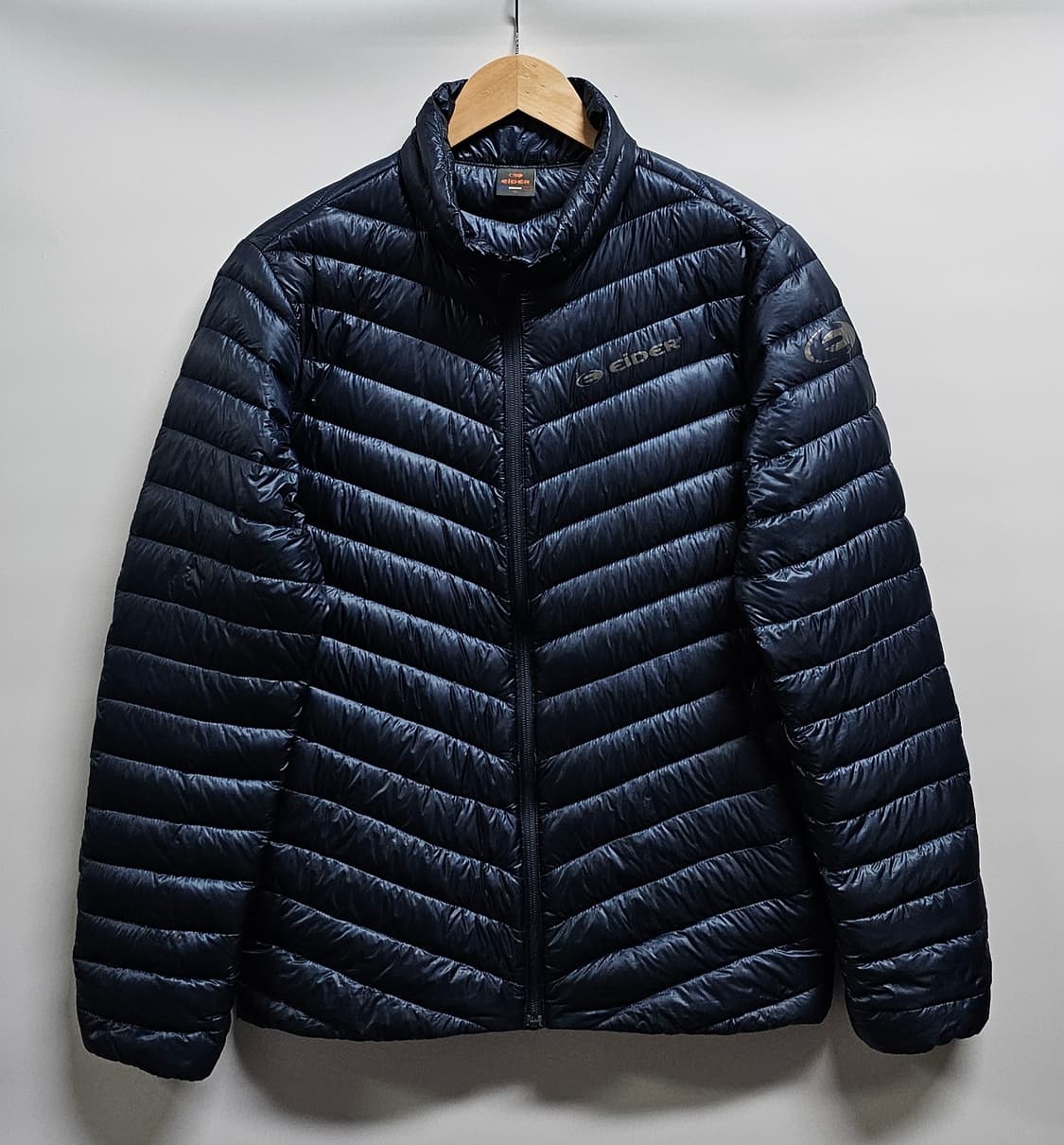 아이더 구스다운 경량패딩 M 상품이미지1