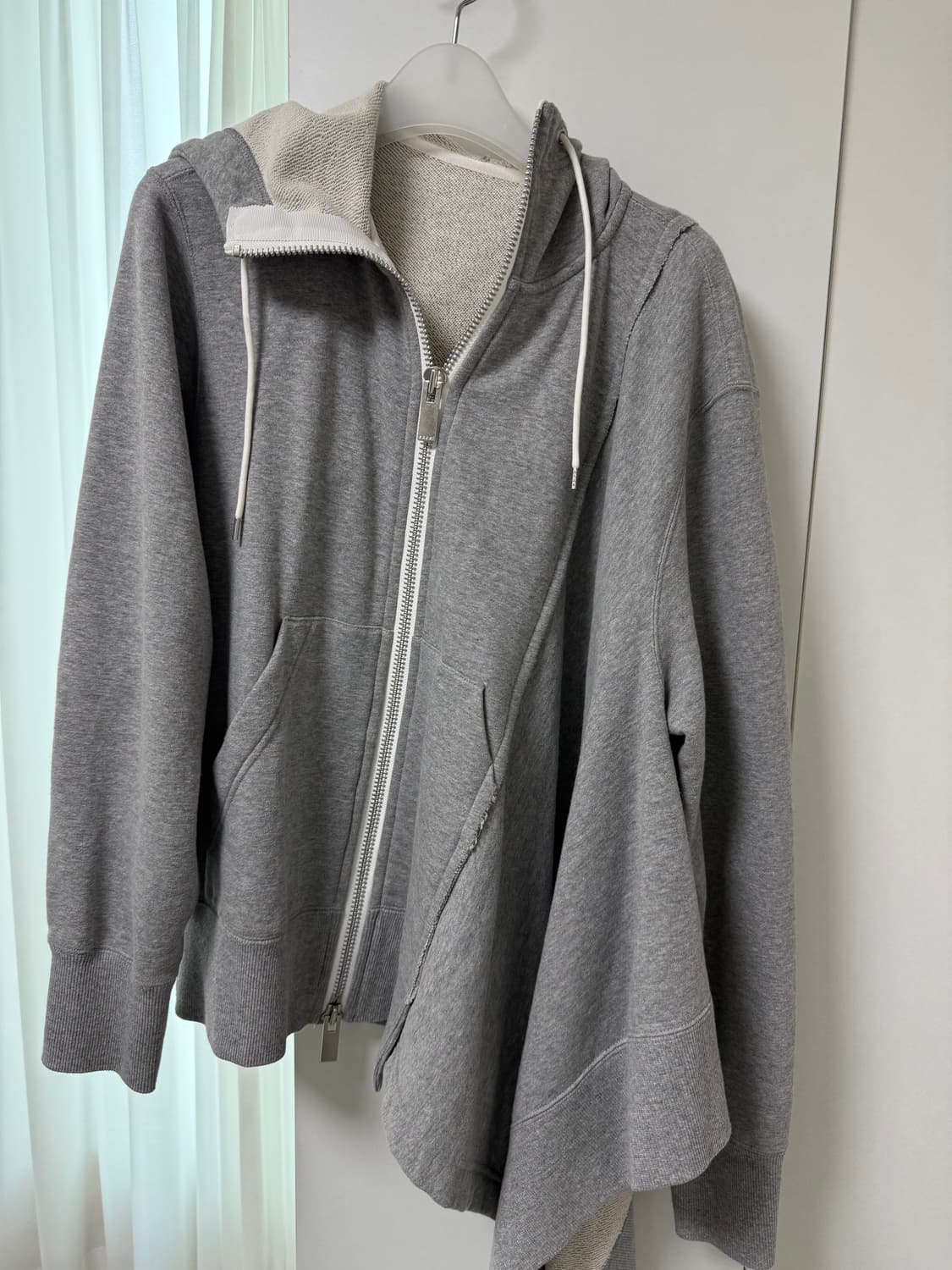 SACAI 사카이 언밸런스 후드집업 상품이미지2