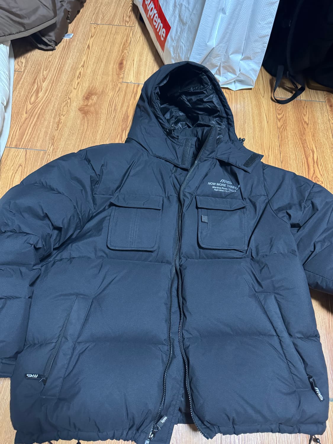 슈프림 마틴로즈 패딩 블랙 L 상품이미지1