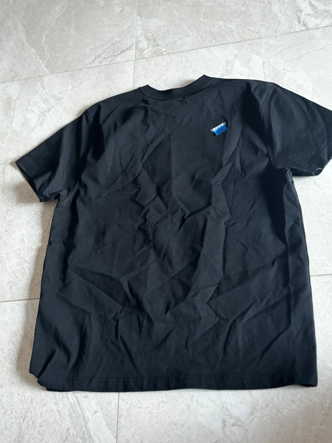 아더에러 Mati t-shirt 상품이미지2